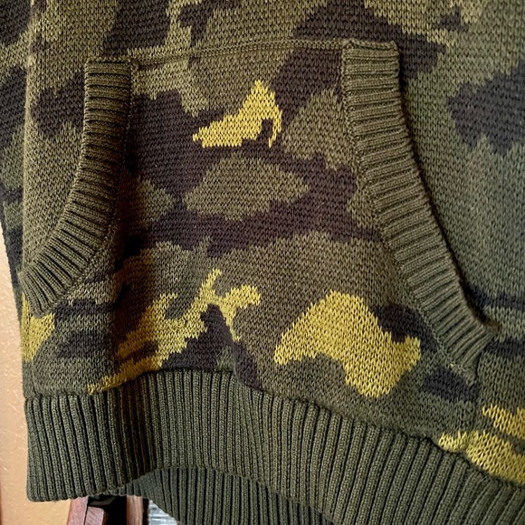 Velvet Heart Hoodie Sweater. Like New! - Picture 4 of 4